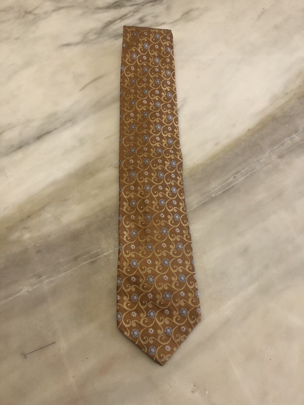 Robert Talbott Best Of Class Men Size XL Silk Gold Blue Floral Medallion Tie